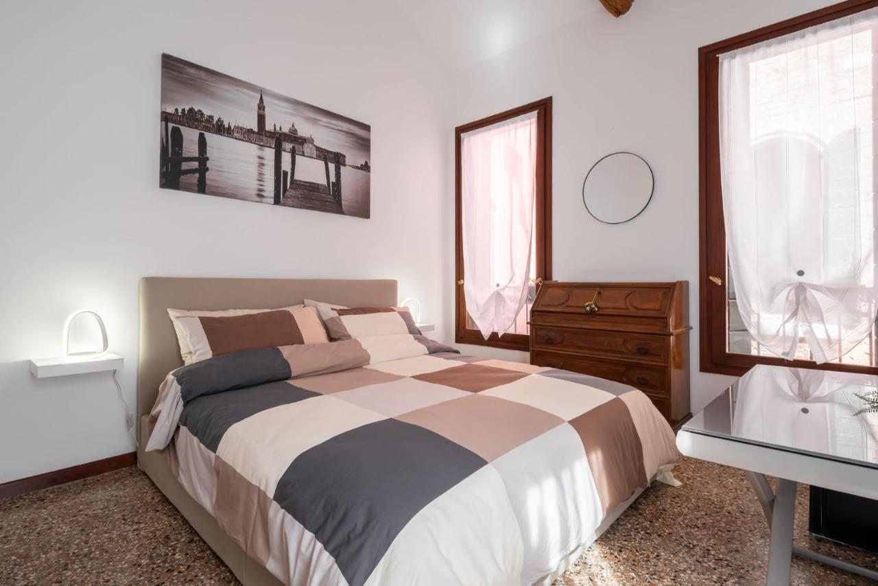 Suite Rava - San Marco With Pool Wenecja Zewnętrze zdjęcie